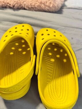 CROCS Kids Bright Yellow Classic Clogs